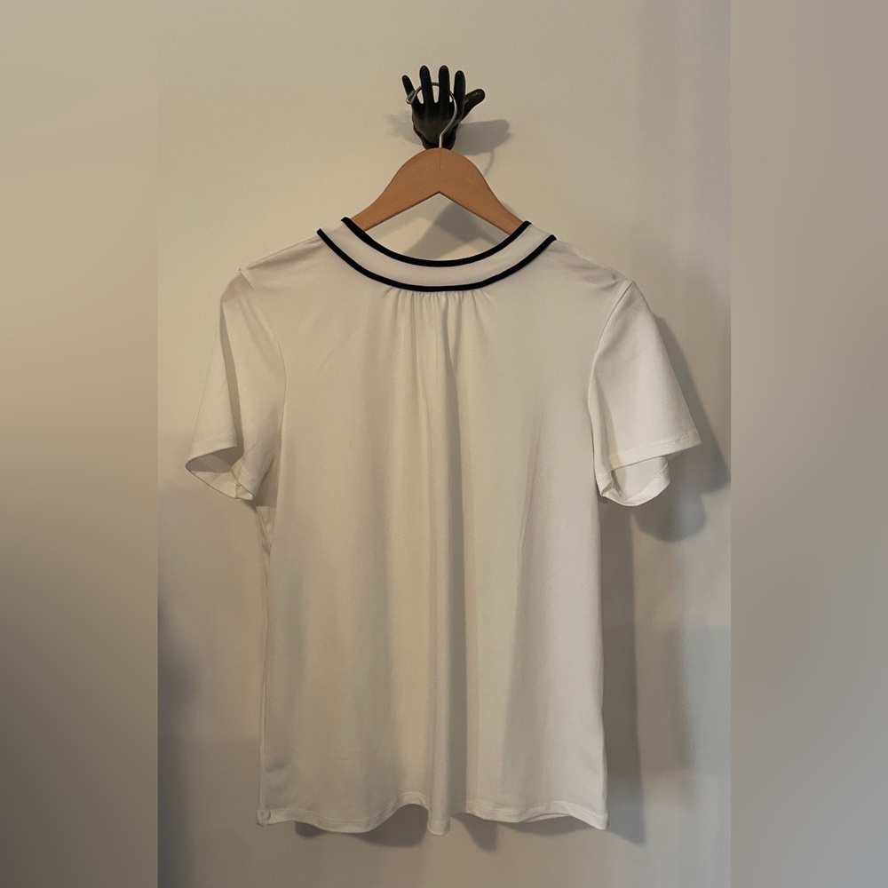 M Banana Republic business casual top white & black piping. Back neck bow
